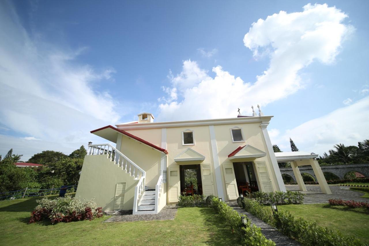 Hotel Via Appia Tagaytay Tagaytay City Exterior foto