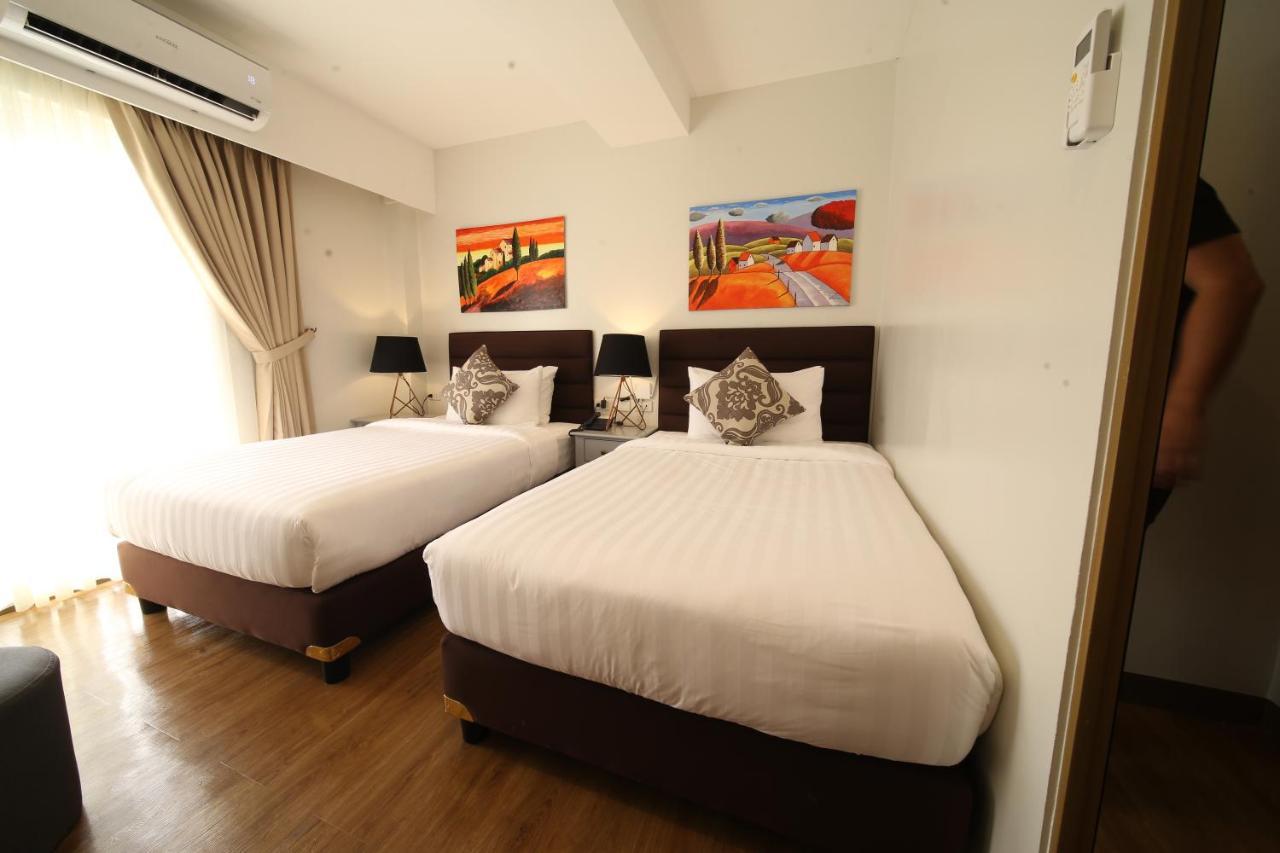 Hotel Via Appia Tagaytay Tagaytay City Exterior foto